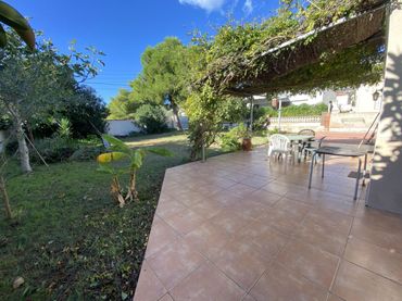 Villa mit Balkon zum Verkauf in Alcanar