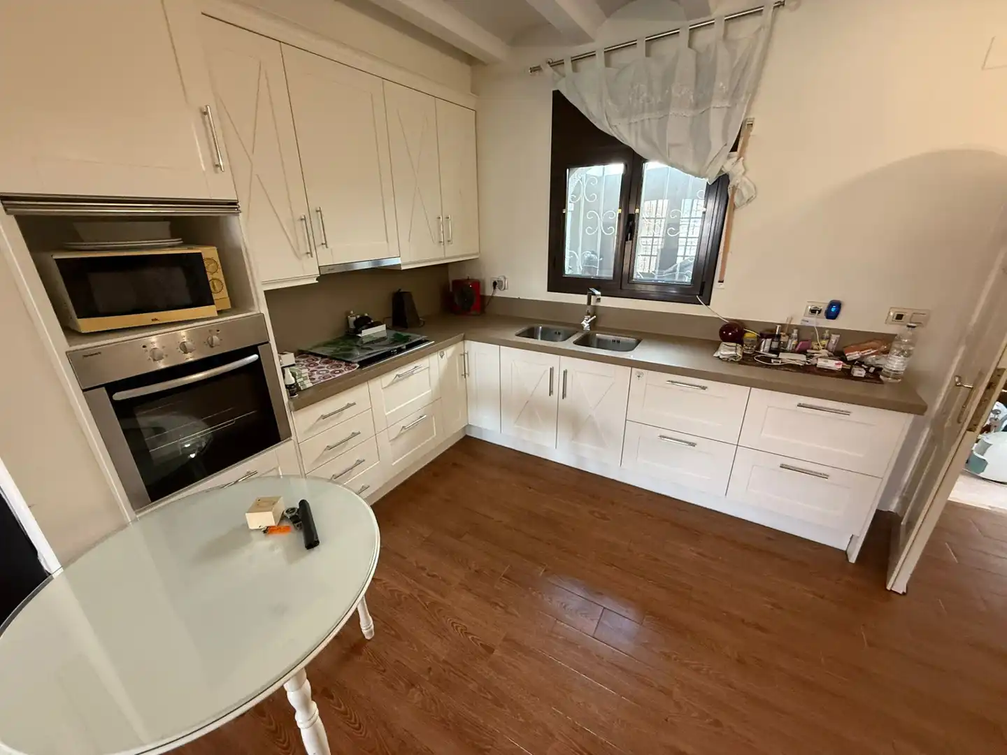 Cuina de Casa o xalet en venda en Mont-roig del Camp amb Aire condicionat, Jardí privat i Terrassa