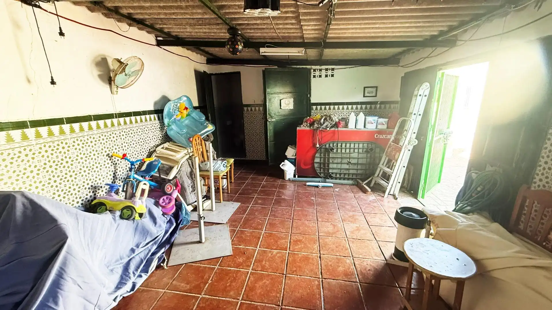Casa o xalet en venda en Chiclana de la Frontera amb Jardí privat, Terrassa i Traster