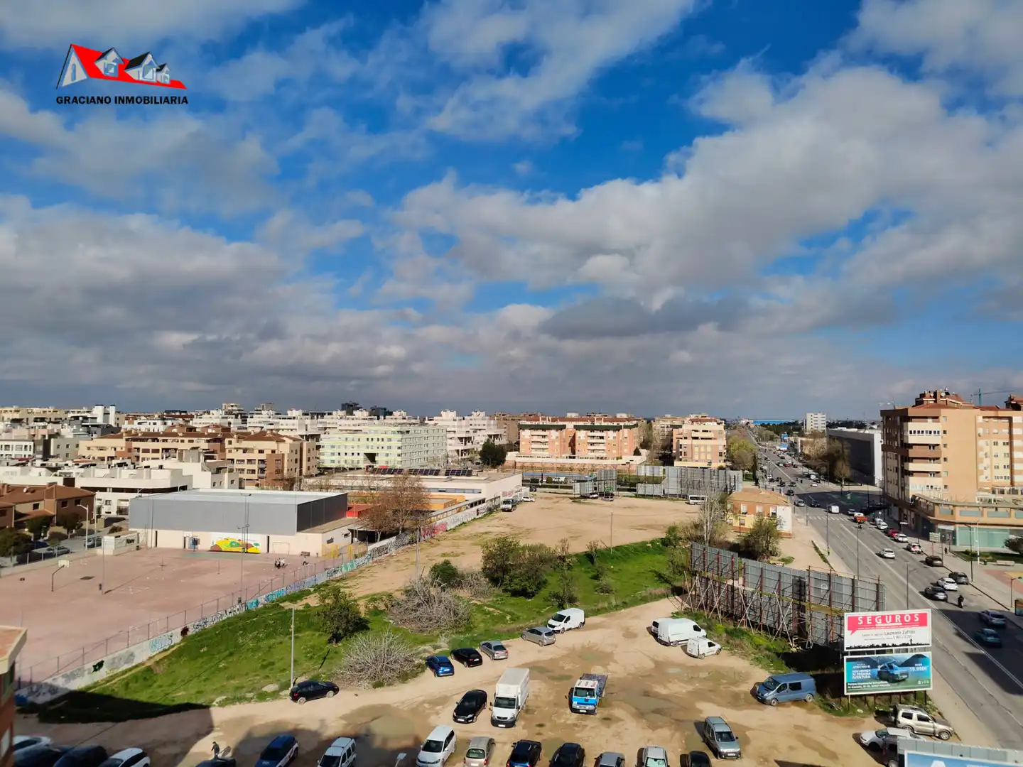 Vista exterior de Pis en venda en Albacete amb Aire condicionat, Calefacció i Terrassa