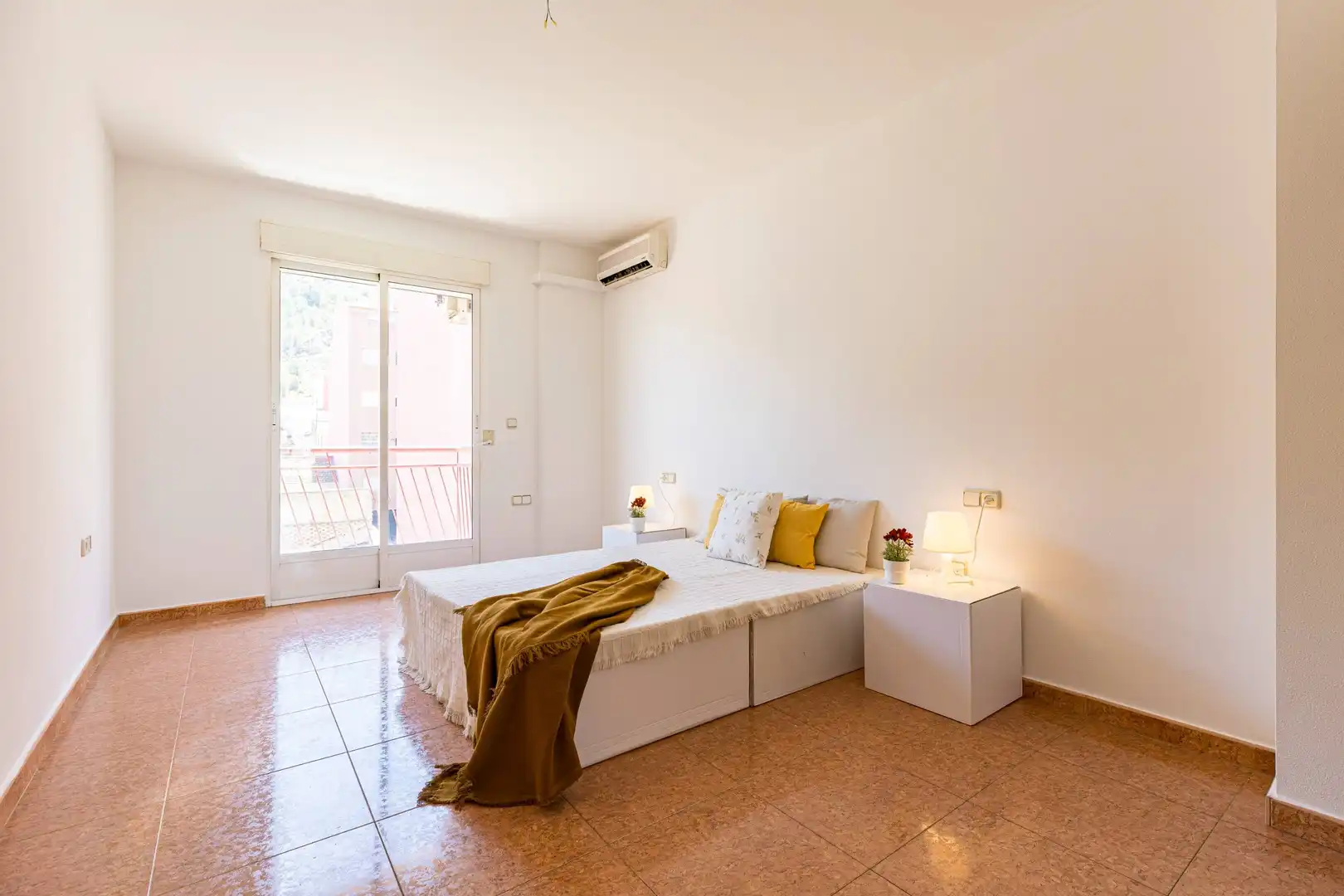Habitación de Ático en venta en Murcia con Terraza, Trastero y Balcón