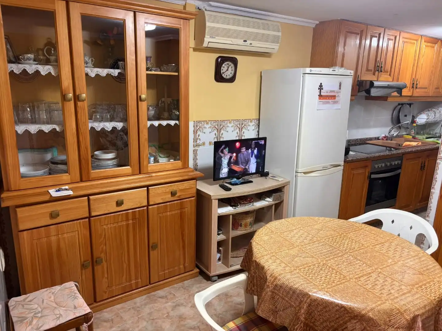 Cuina de Casa o xalet en venda en Chulilla amb Aire condicionat, Terrassa i Balcó
