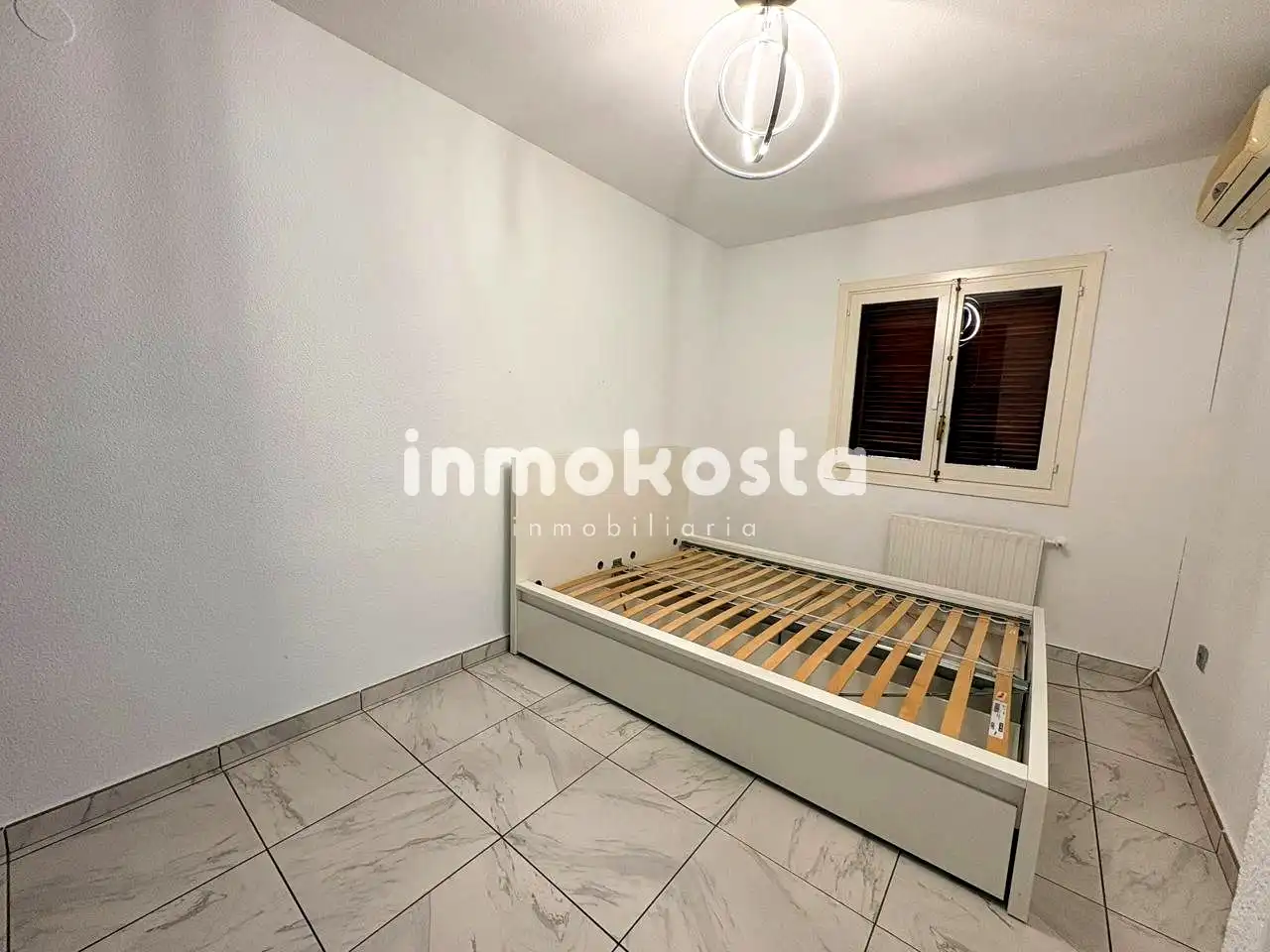 Bedroom of Detached homes for sale in L'Alfàs del Pi  with Air Conditioner, Heating and Private garden
