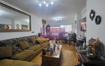 Living room of Flat for sale in Vigo   with Heating, Parquet flooring and Storage room