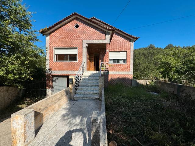 Casa-chalet en Venta en Plaza Lino Arcos Salgado en Rubiáns