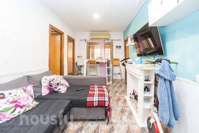Piso en Venta en Carrer Romaní, . en Les Roquetes