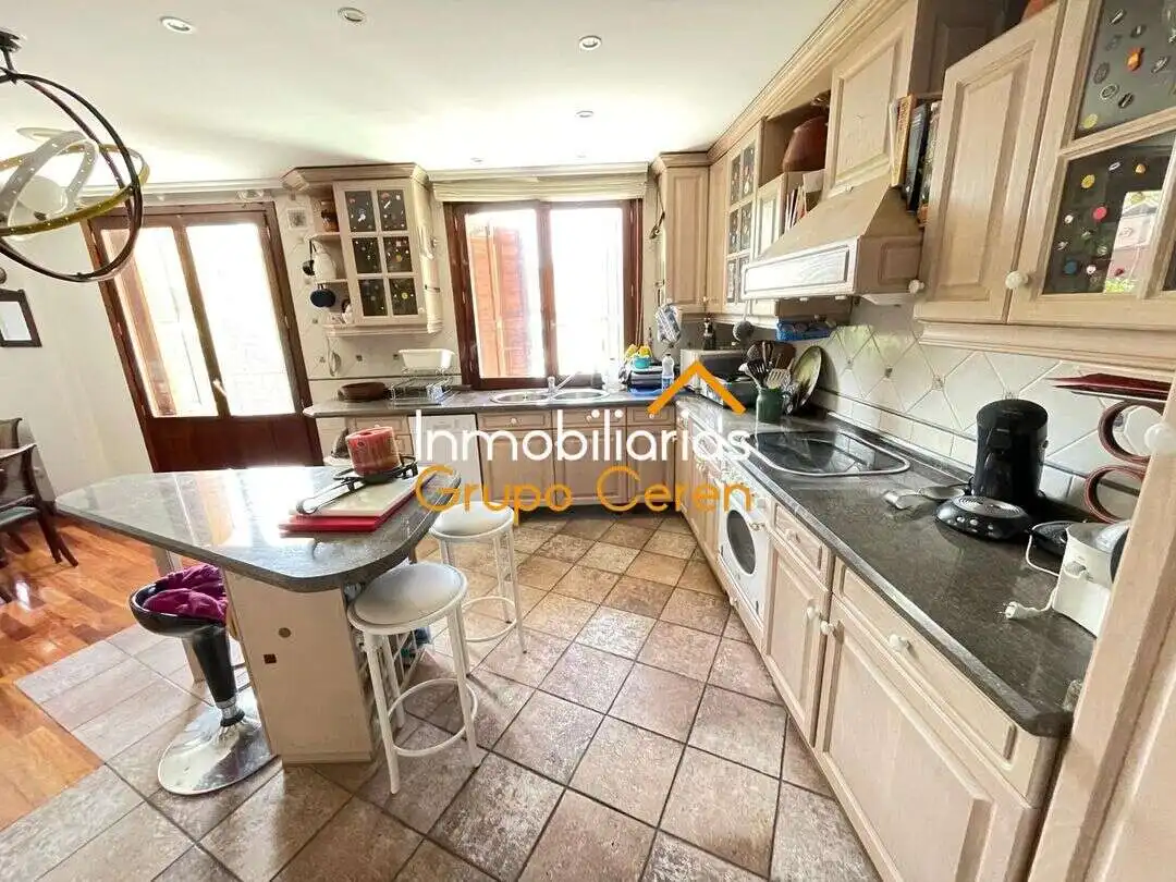 Kitchen of Duplexes for sale in Ezcaray  with Heating and Furnished