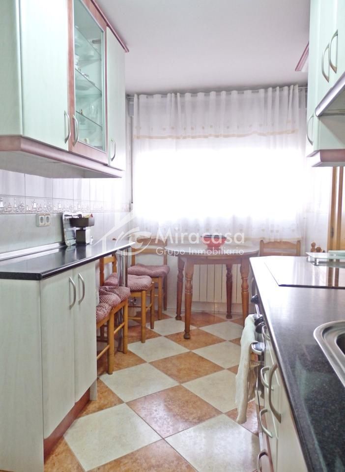 Kitchen of Planta baja for sale in  Madrid Capital  with Air Conditioner and Heating