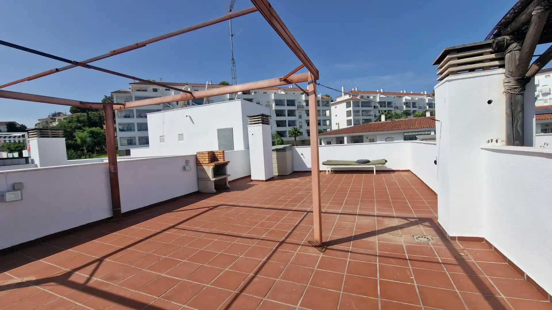 Piso con piscina en venta en Calle Calle Geranios 35, imagen 35