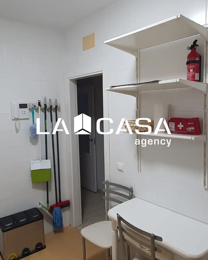 Flat for sale in Sevilla  with Terrace and Storage room