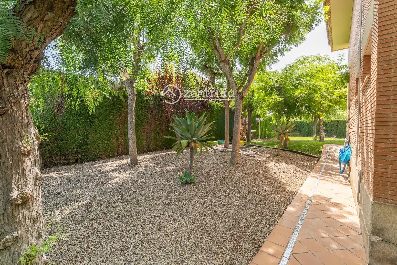 Garden of Houses for sale in Cambrils  with Air Conditioner, Heating and Storage room