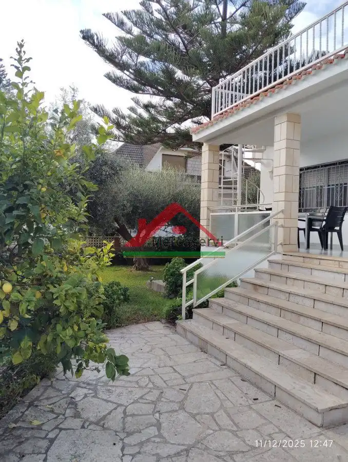 Detached house for sale in joan fuster