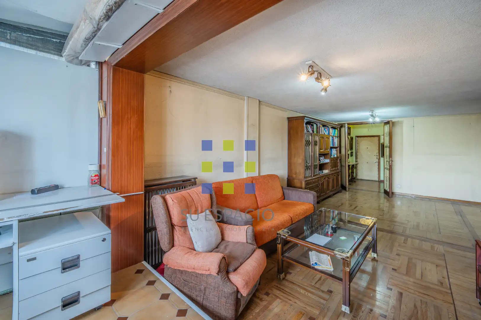 Wohnzimmer von Dachboden zum Verkauf in Madrid mit Klimaanlage, Heizung und Parkett