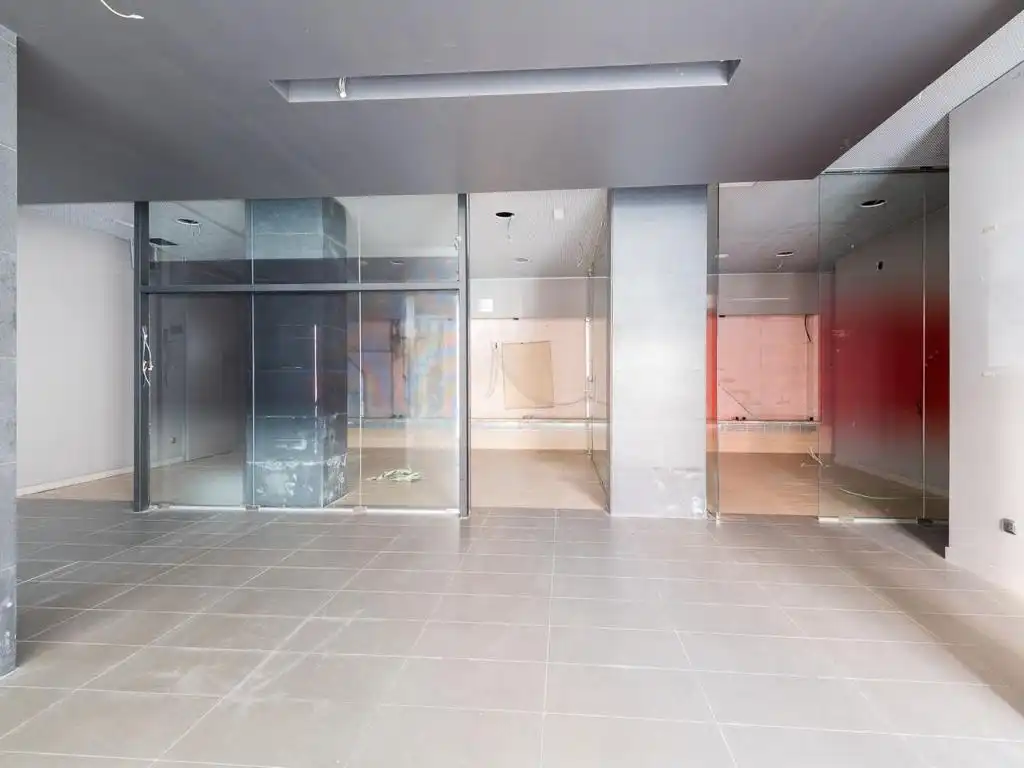 Local comercial en venda a Maurice Ravel Etorbidea, imagen 4