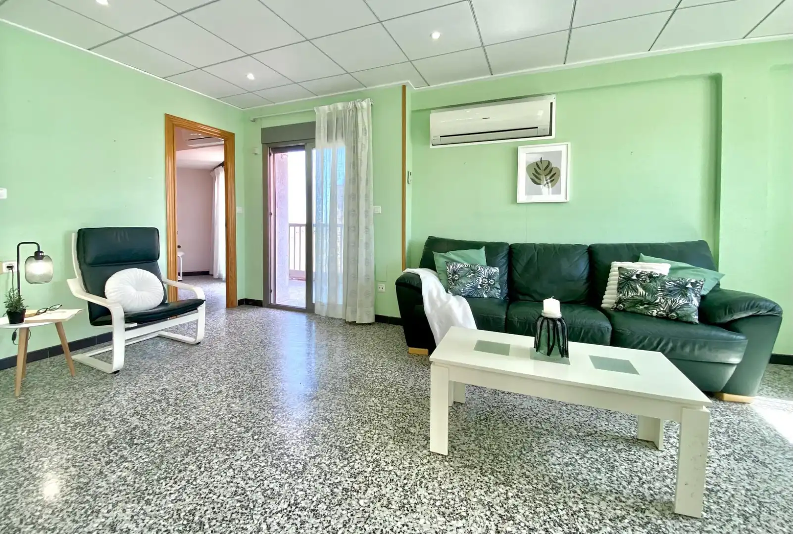 Living room of Flat for sale in La Pobla de Farnals  with Air Conditioner, Private garden and Balcony