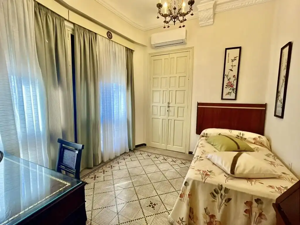 Habitación de Piso de alquiler en Sevilla con Aire acondicionado, Terraza y Amueblado