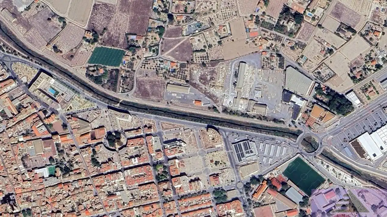 Lands and plots for sale in Joanot Martorell 2, imagen 3