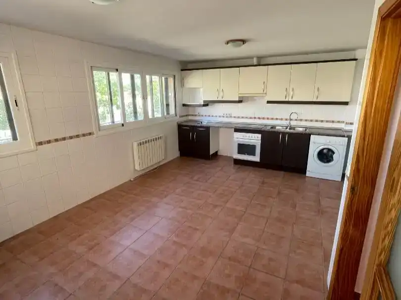 Cocina de Piso en venta en Villacastín con Jardín privado