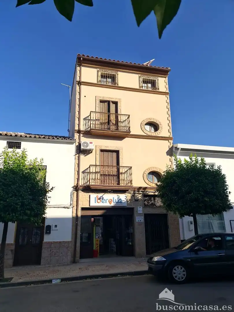 Vista exterior de Piso en venta en Castellar con Trastero y Balcón