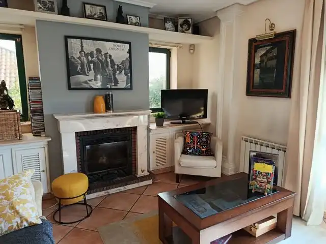 Sala de estar de Casa o chalet en venta en Teo con Calefacción, Jardín privado y Parquet