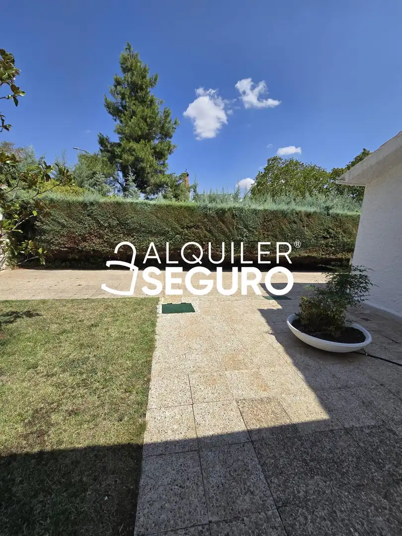Garden of Houses for rent in Nuevo Baztán  with Air Conditioner, Heating and Terrace