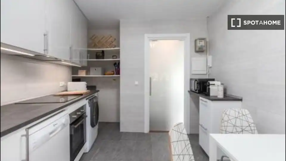 Room in Egia
