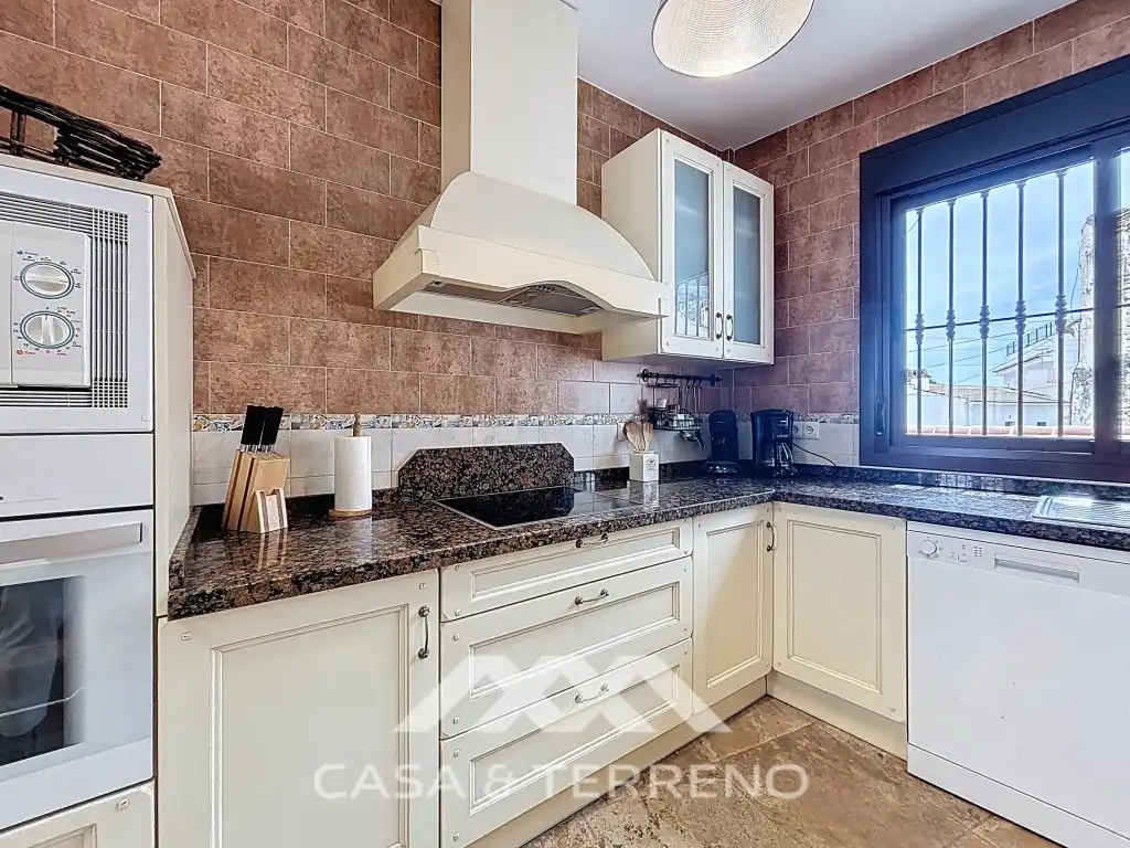Cocina de Casa adosada en venta en Salares con Terraza