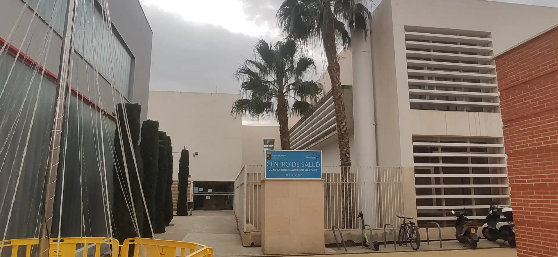 Vista exterior de Casa adosada en venta en Murcia con Jardín privado, Terraza y Trastero