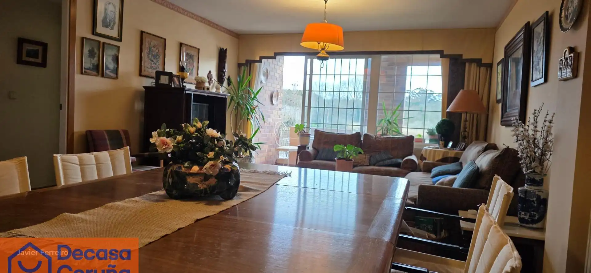 Comedor de Piso en venta en Oleiros con Calefacción, Terraza y Trastero