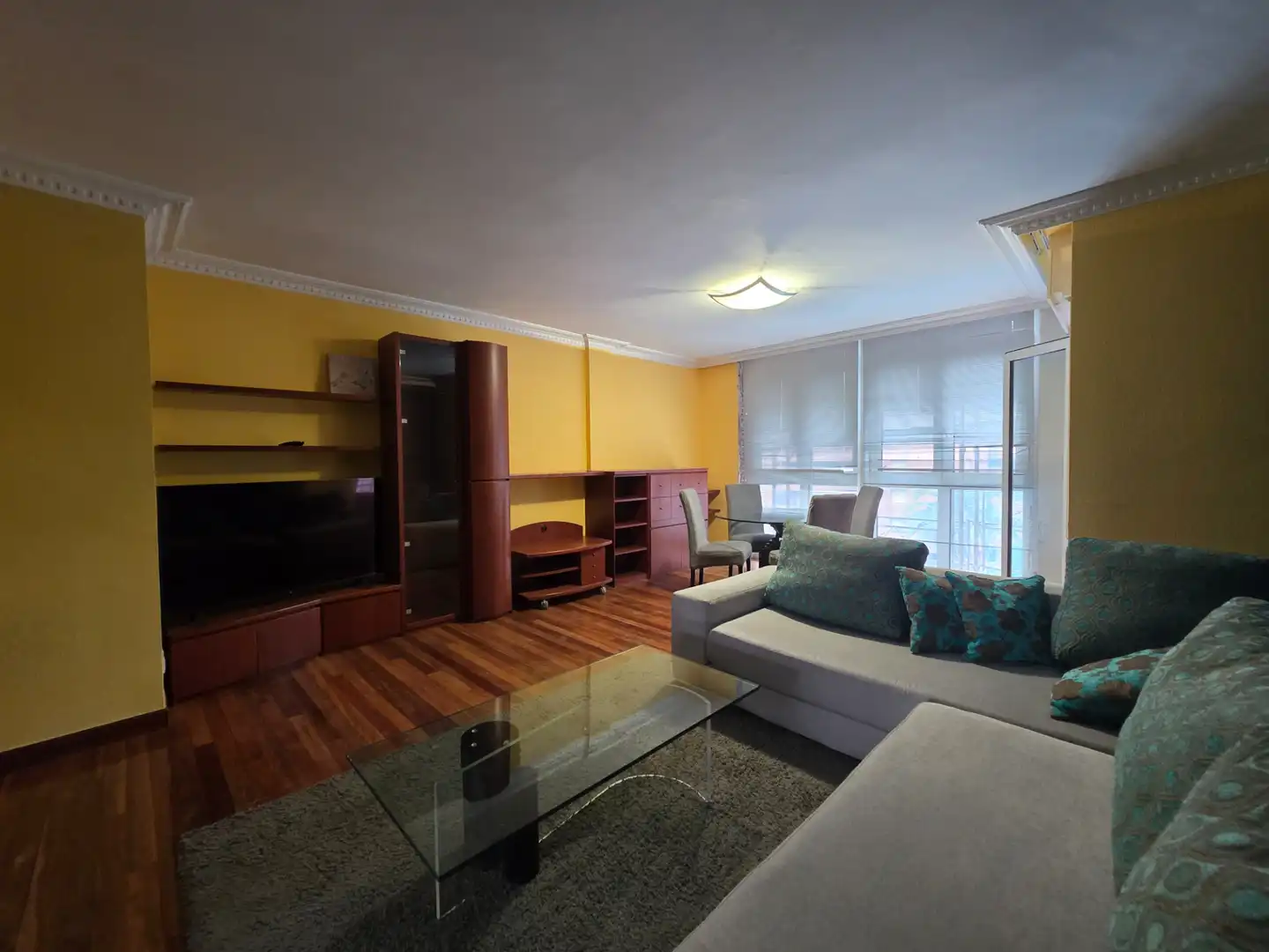 Wohnzimmer von Wohnung zur Miete in Castro-Urdiales mit Privatgarten, Terrasse und Schwimmbad
