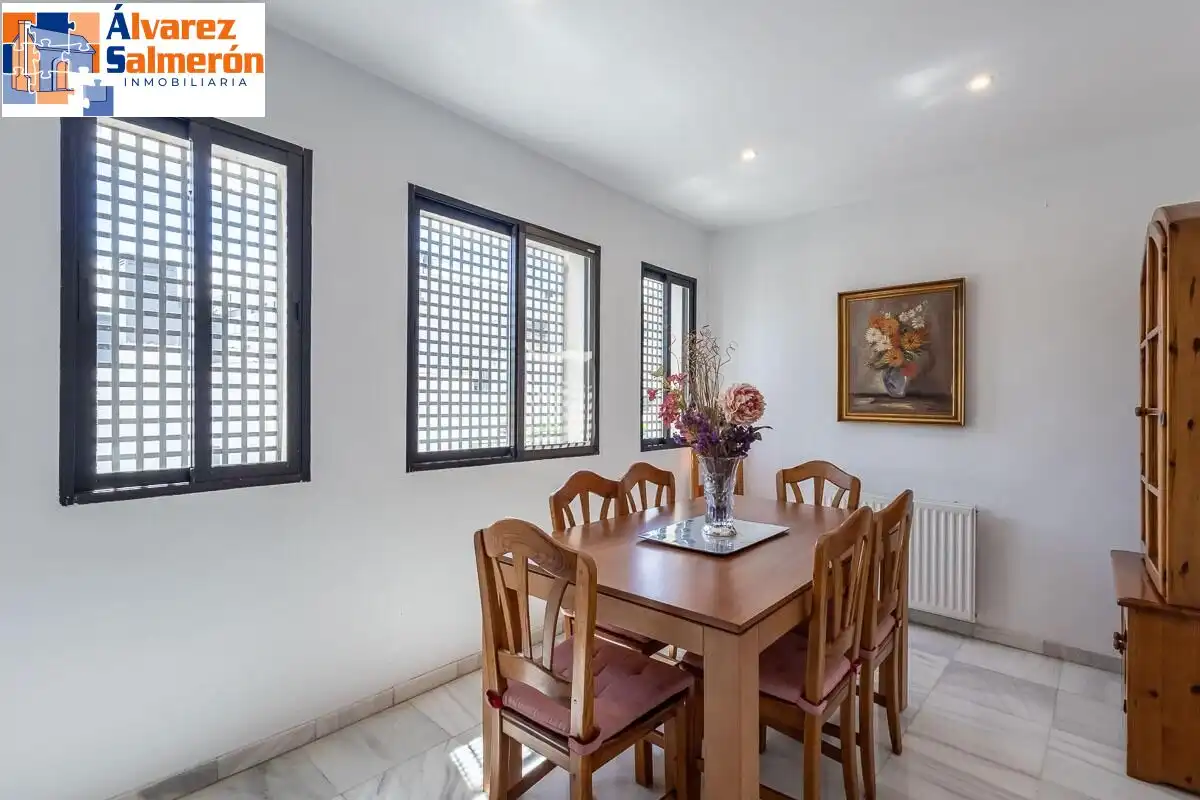 Dining room of Houses for sale in Granada  with Air Conditioner, Terrace and Storage room
