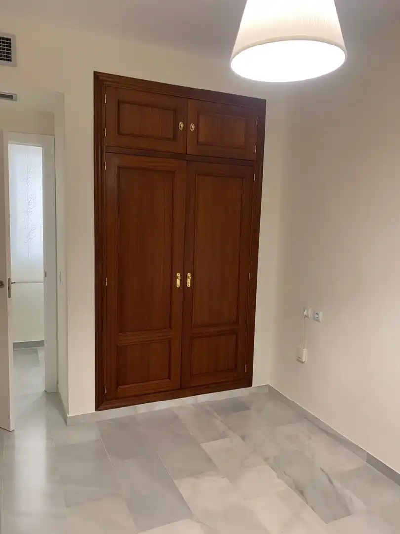 Flat with terrace to rent in Sur, imagen 15