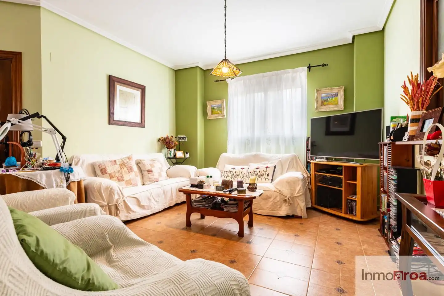 Sala d'estar de Casa o xalet en venda en Bétera amb Calefacció, Jardí privat i Terrassa