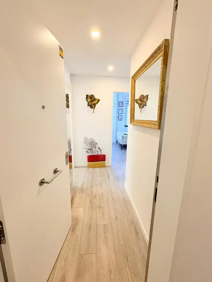 Ground floor with pool for sale in Avinguda de L'Onze de Setembre, imagen 3