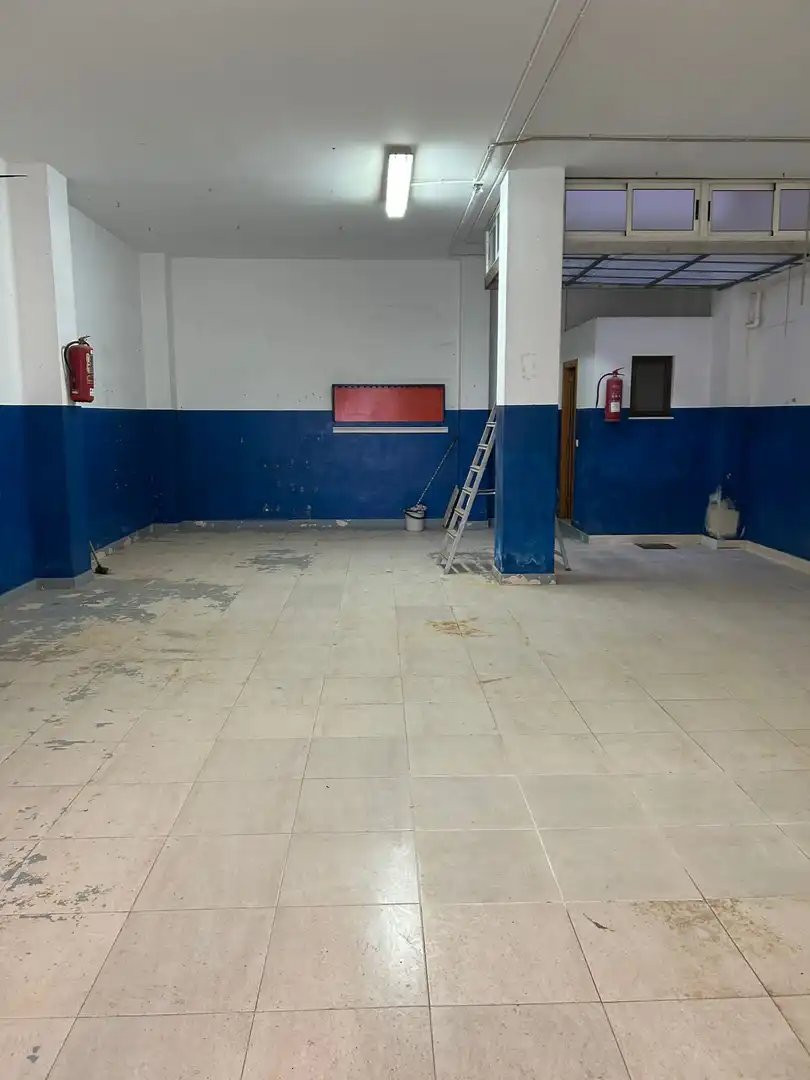 Local de alquiler en Sueca ciudad
