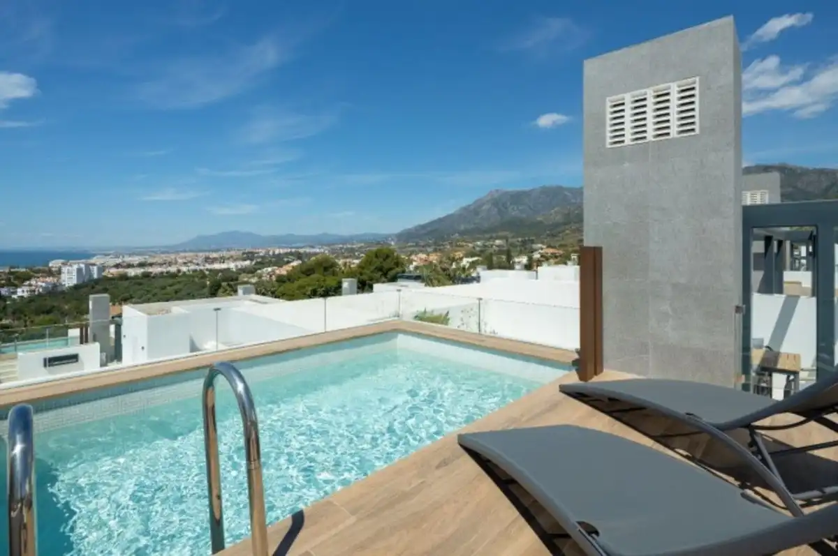 Chalet con piscina en venta en Río Real - Los Monteros, imagen 16