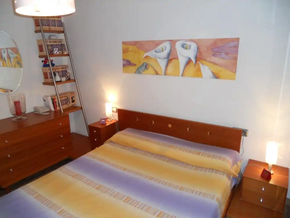 Habitación de Apartamento en venta en Xirivella con Aire acondicionado y Balcón