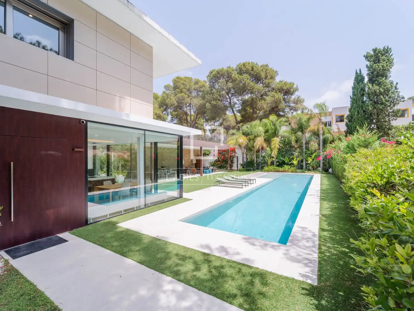Piscina de Casa o chalet en venta en Godella con Aire acondicionado, Calefacción y Jardín privado