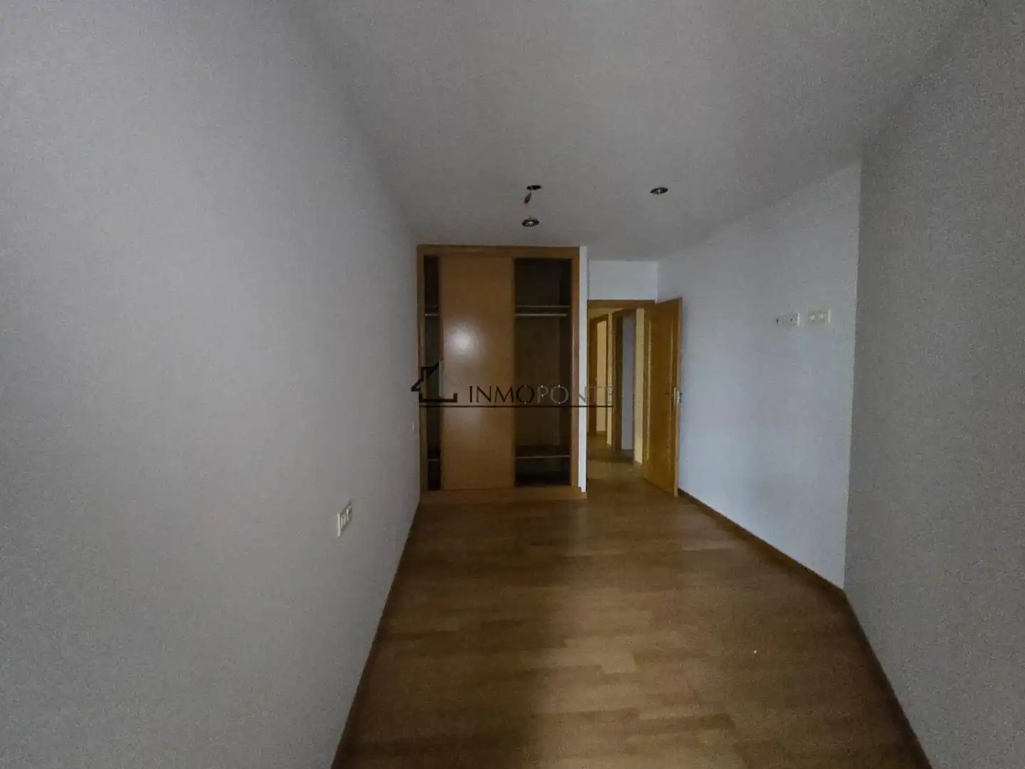 Piso en venta en Concepción Arenal , Marín