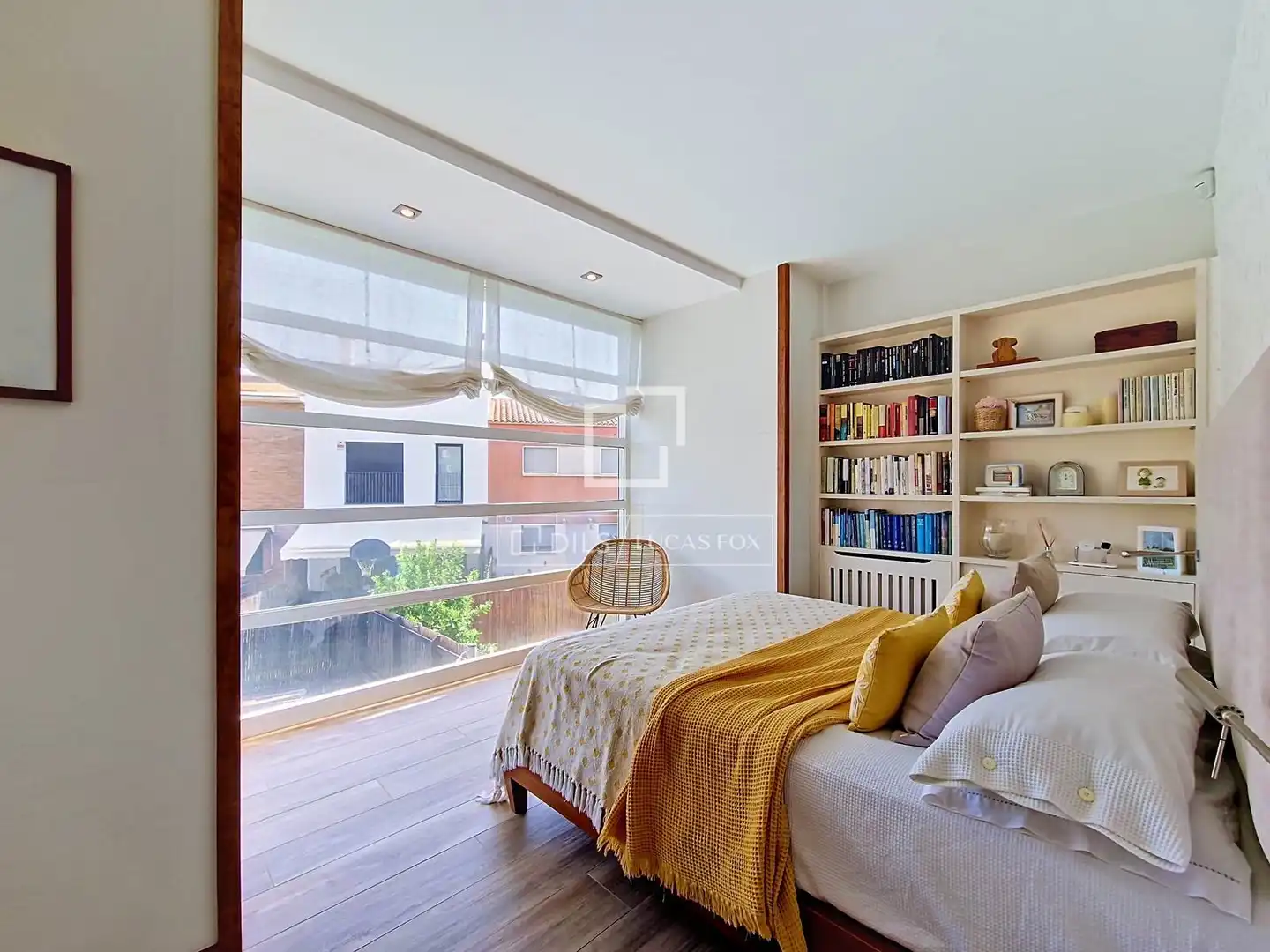 Dormitori de Casa o xalet en venda en Vilanova i la Geltrú amb Aire condicionat, Calefacció i Jardí privat