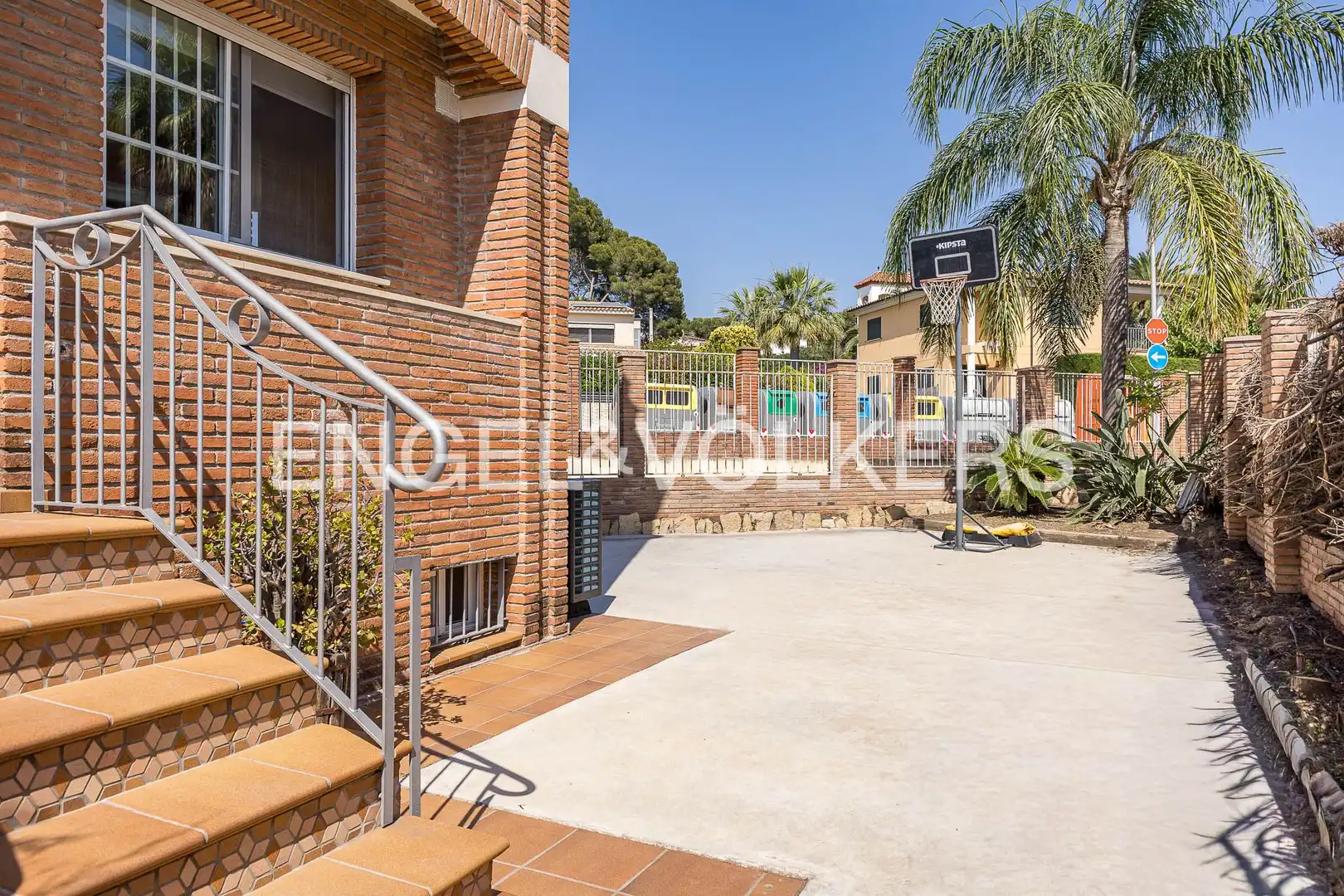 Vista exterior de Casa o xalet en venda en Tarragona amb Aire condicionat, Calefacció i Jardí privat
