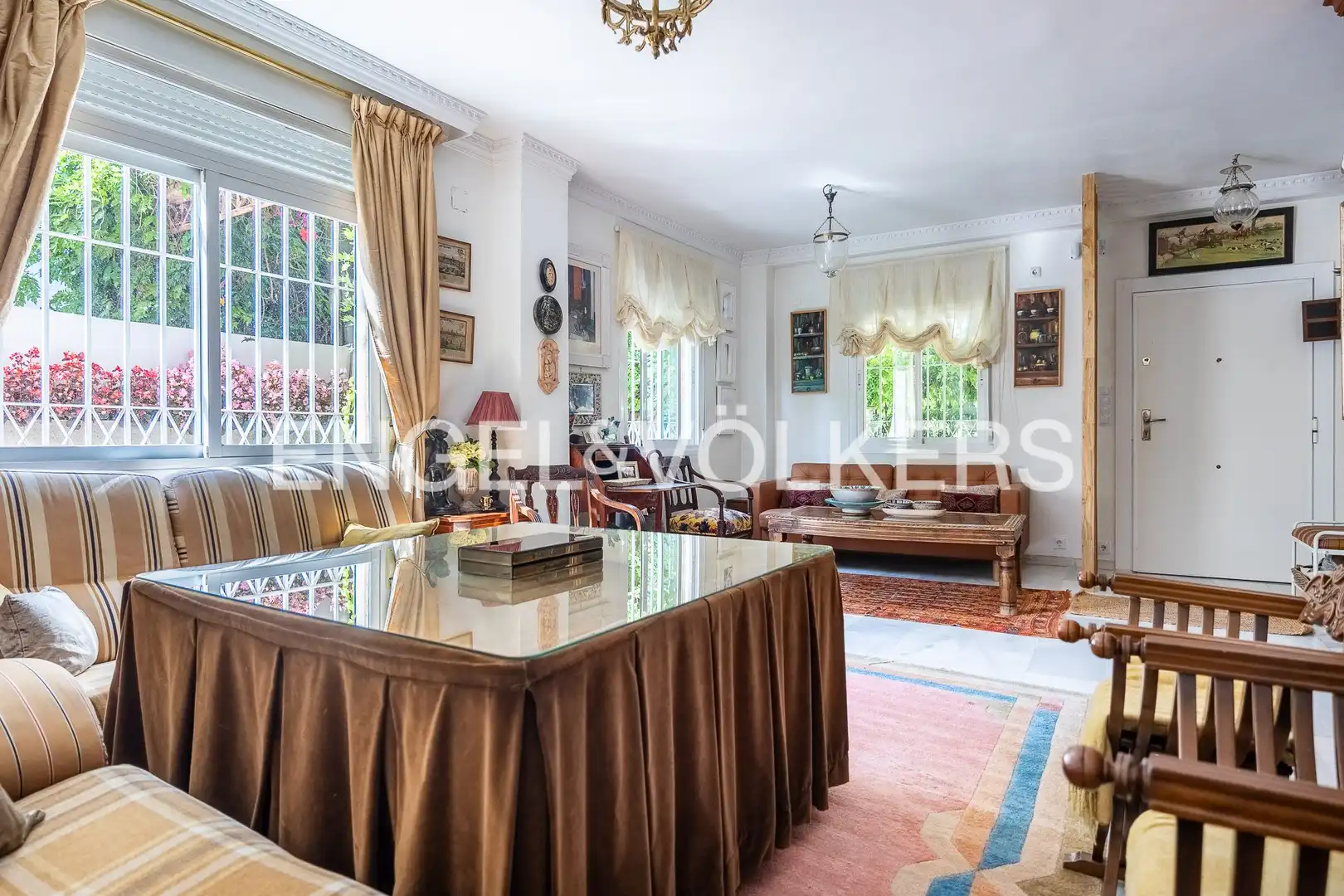 Exterior view of Houses for sale in Sevilla  with Air Conditioner, Heating and Private garden