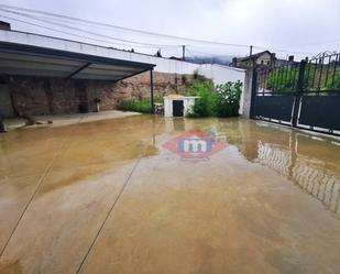 Aparcament de Casa o xalet de lloguer en O Porriño   amb Calefacció i Jardí privat