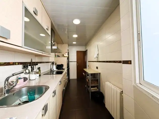 Cocina de Piso en venta en Montgat con Calefacción, Parquet y Horno