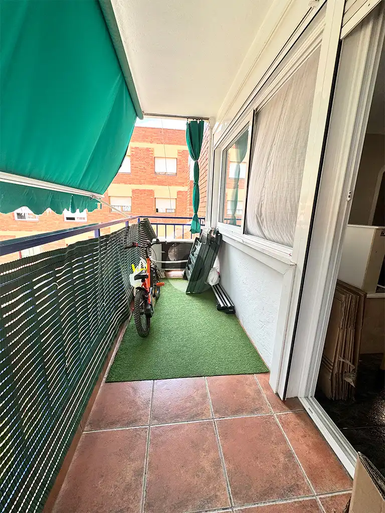 Terrasse von Wohnung zum Verkauf in Esparreguera mit Klimaanlage, Heizung und Balkon