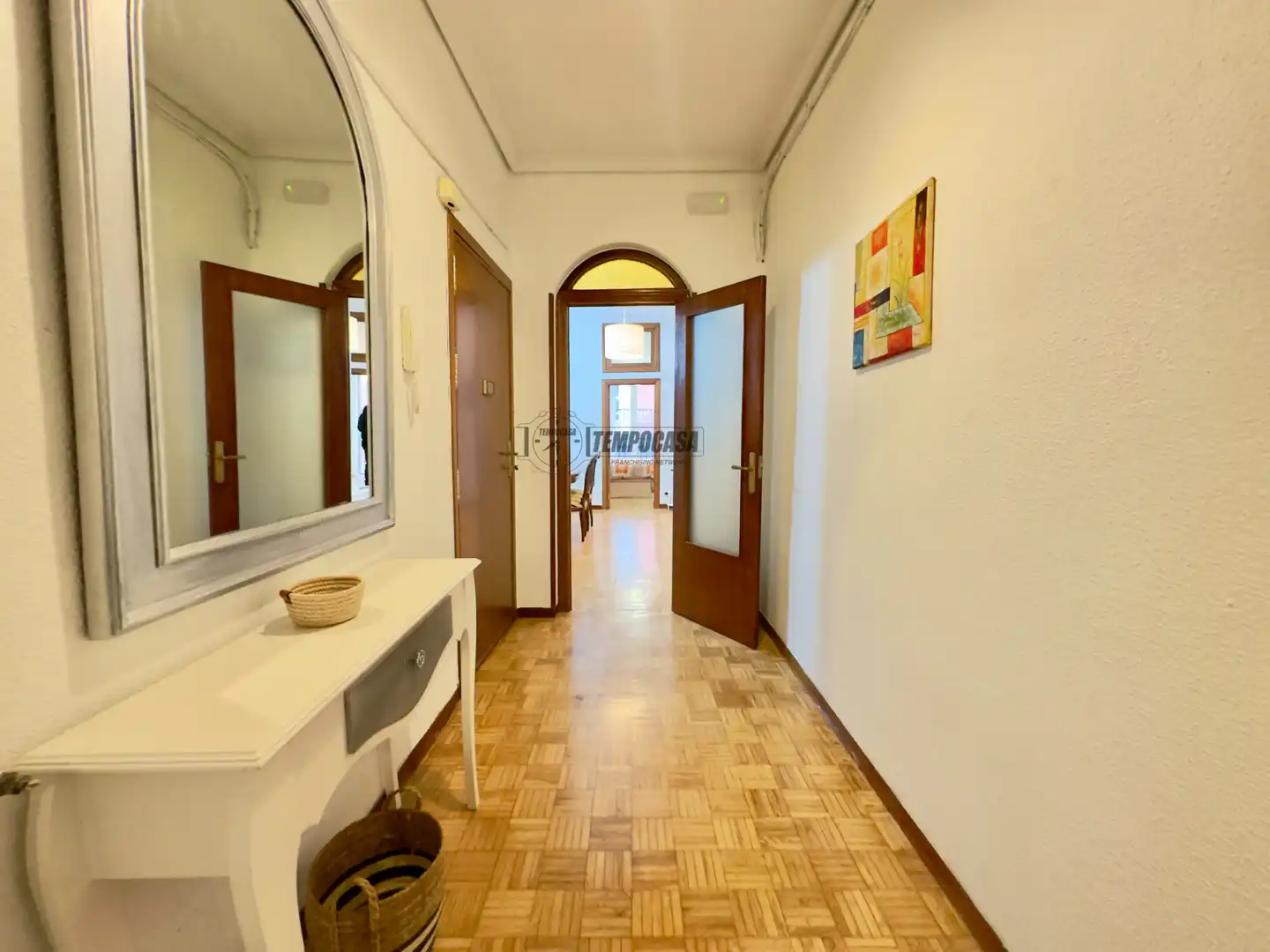 Flat for sale in Madrid  with Air Conditioner, Heating and Furnished