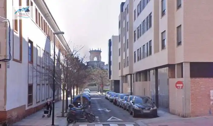 Vista exterior de Piso en venta en Zaragoza con Jardín privado, Terraza y Balcón