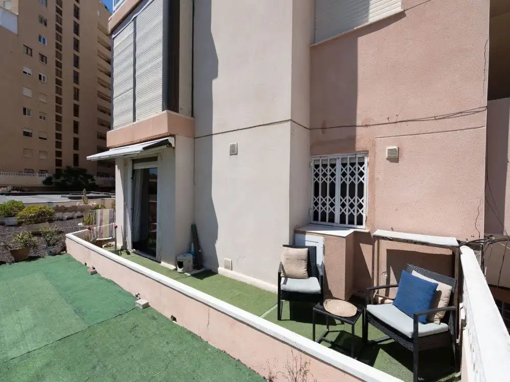 Vista exterior de Planta baixa en venda en Torrevieja amb Aire condicionat, Parquet i Terrassa