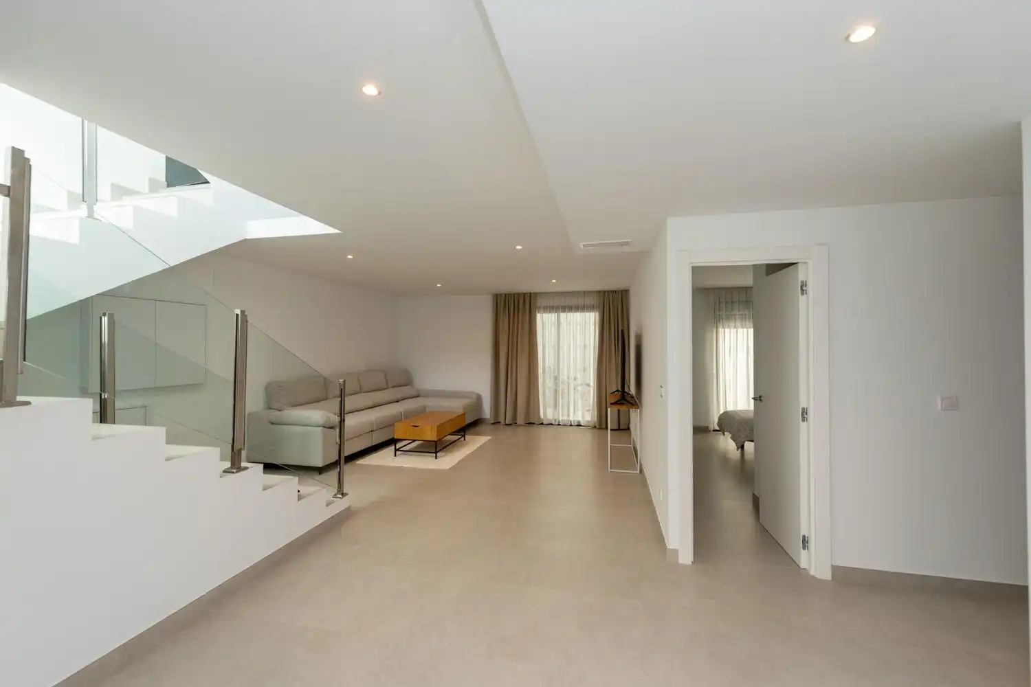 Haus oder Chalet zur Miete in El Campello mit Klimaanlage, Privatgarten und Terrasse
