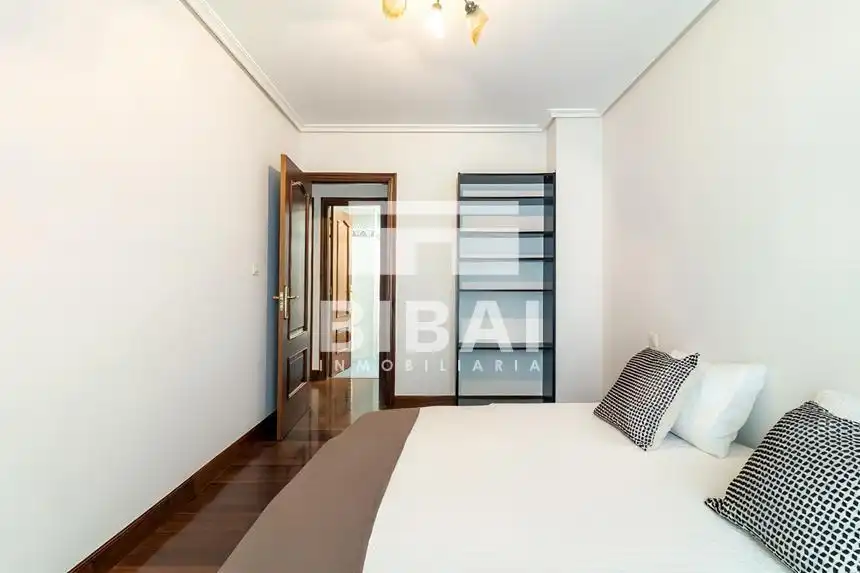 Habitación de Piso en venta en Arrasate / Mondragón con Calefacción y Balcón